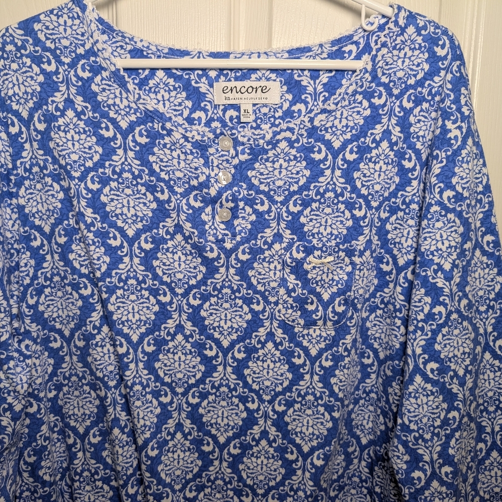 Karen Neuburger Encore Nightgown Long Sleeve Knee Length Blue & White Pattern XL